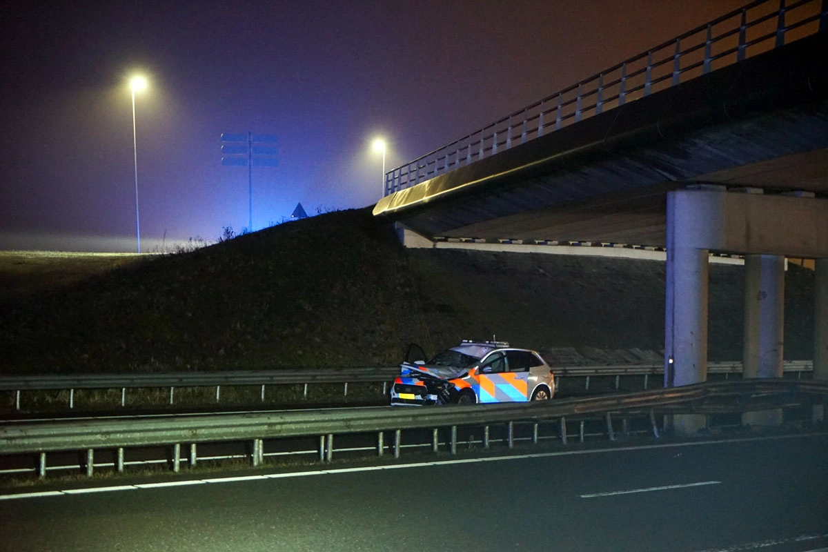 Man overleden na aanrijding met politieauto