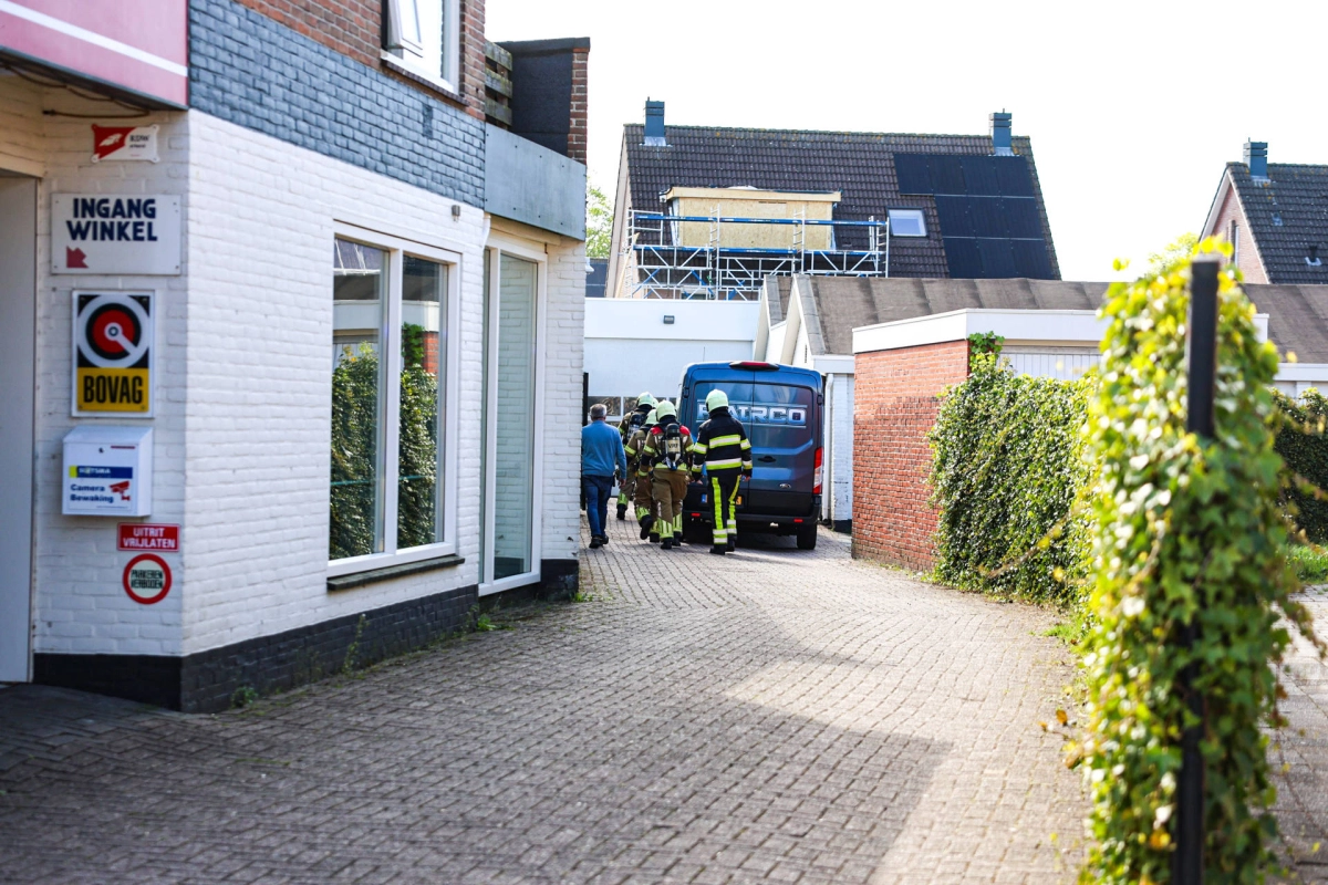 Accu vat vlam bij scooterzaak in Drachten