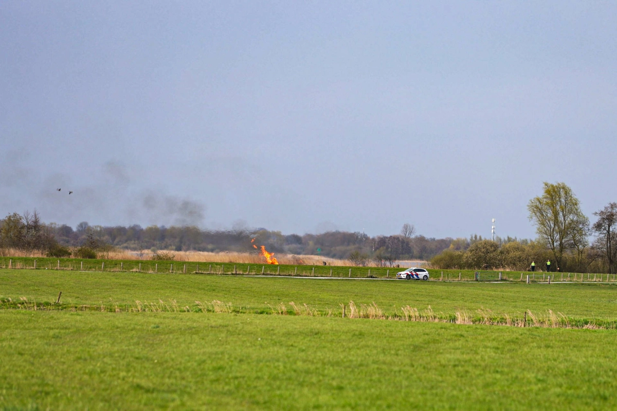 Natuurbrand langs Leyensloane bij Opeinde