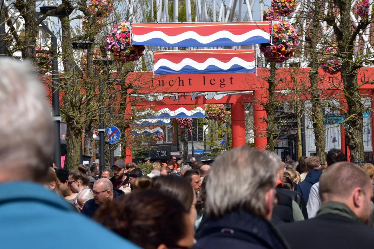 Koningsdag in Drachten groots gevierd