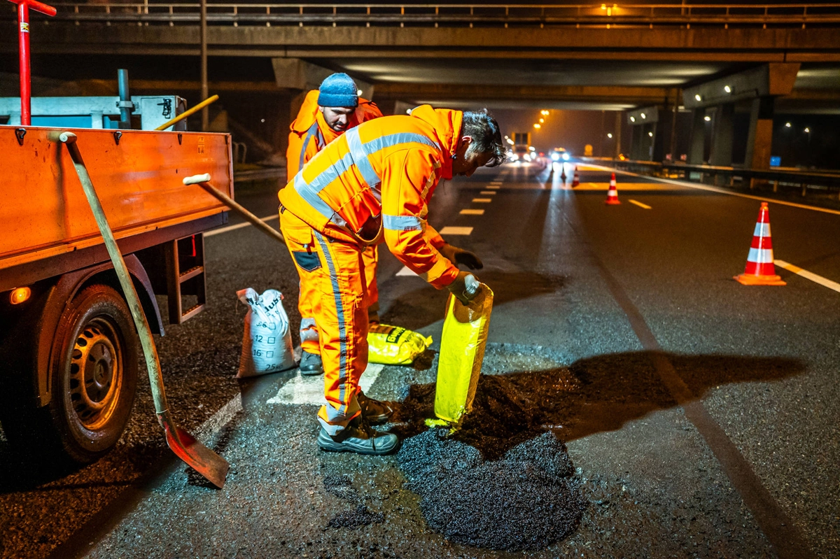 Spoedreparatie A7 bij Drachten na schade door opdooi